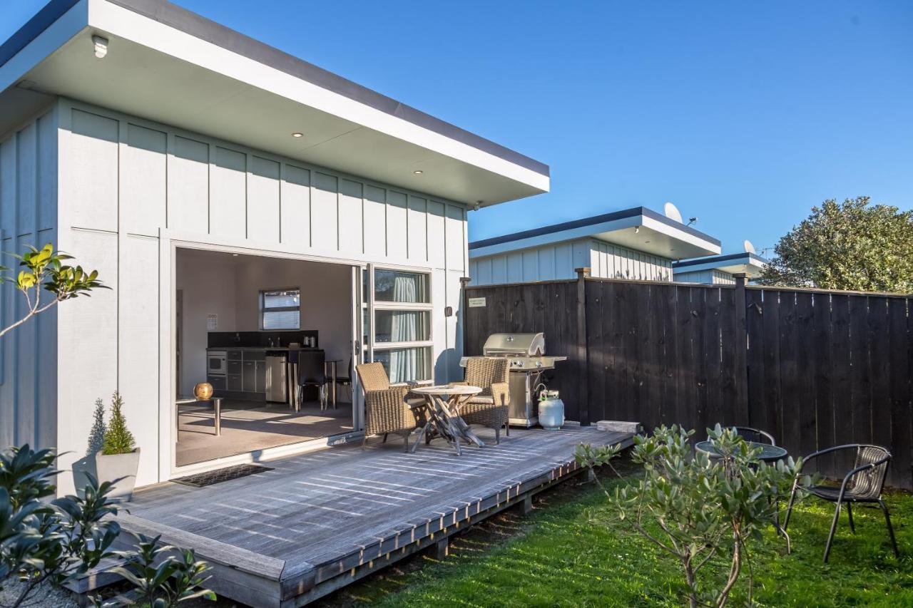 Vila Two Four Cologne Martinborough Exteriér fotografie